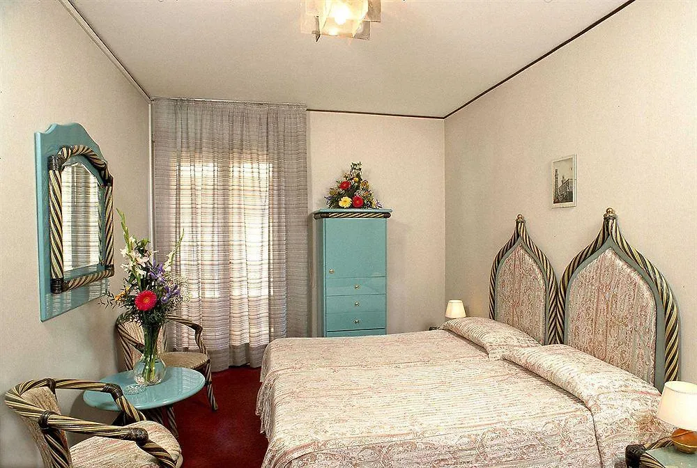 Hotel Rigel Lido de Venecia 3*,